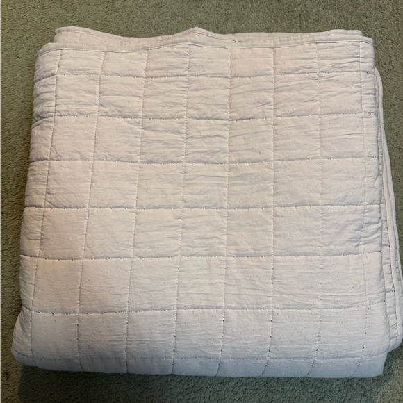 Light Pink King Quilt - Picture 5 of 6